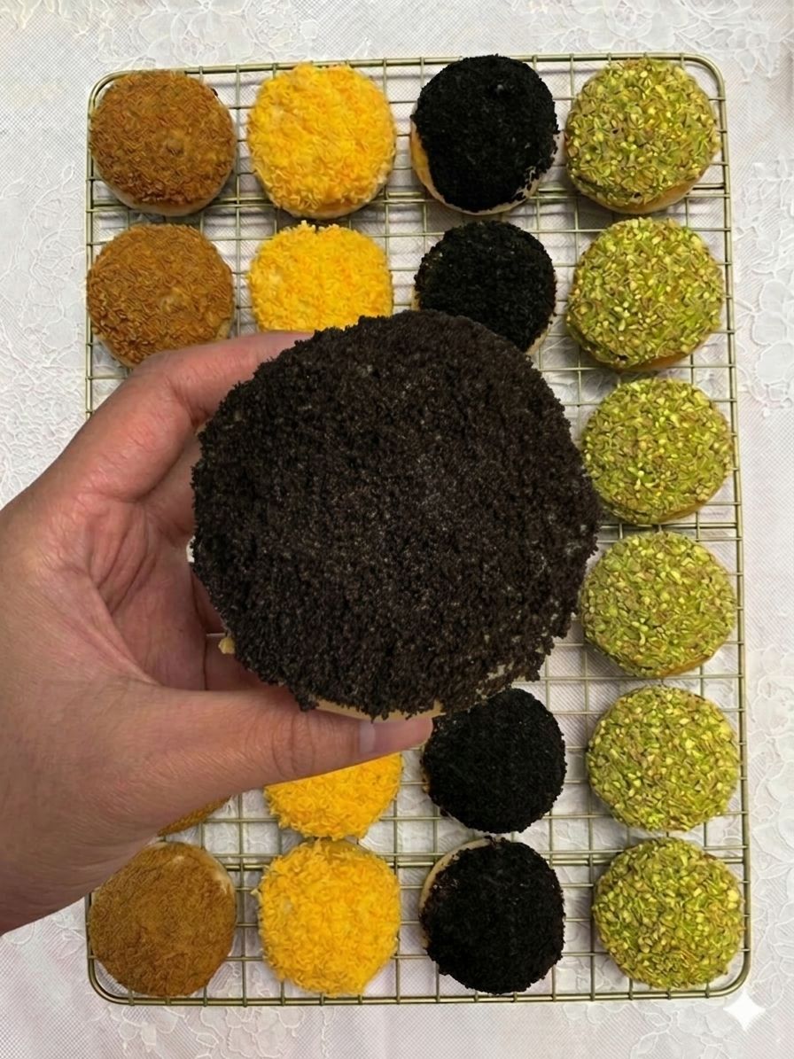 Ensaymada Series – Oreo